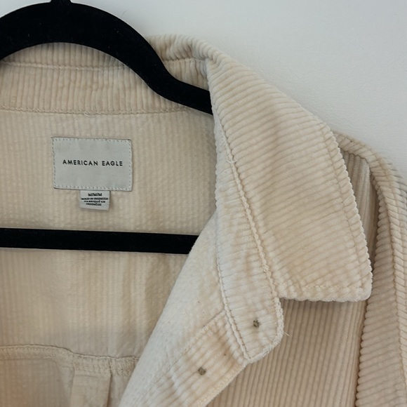 Boxy Cropped corduroy button up shirt - Picture 2 of 2